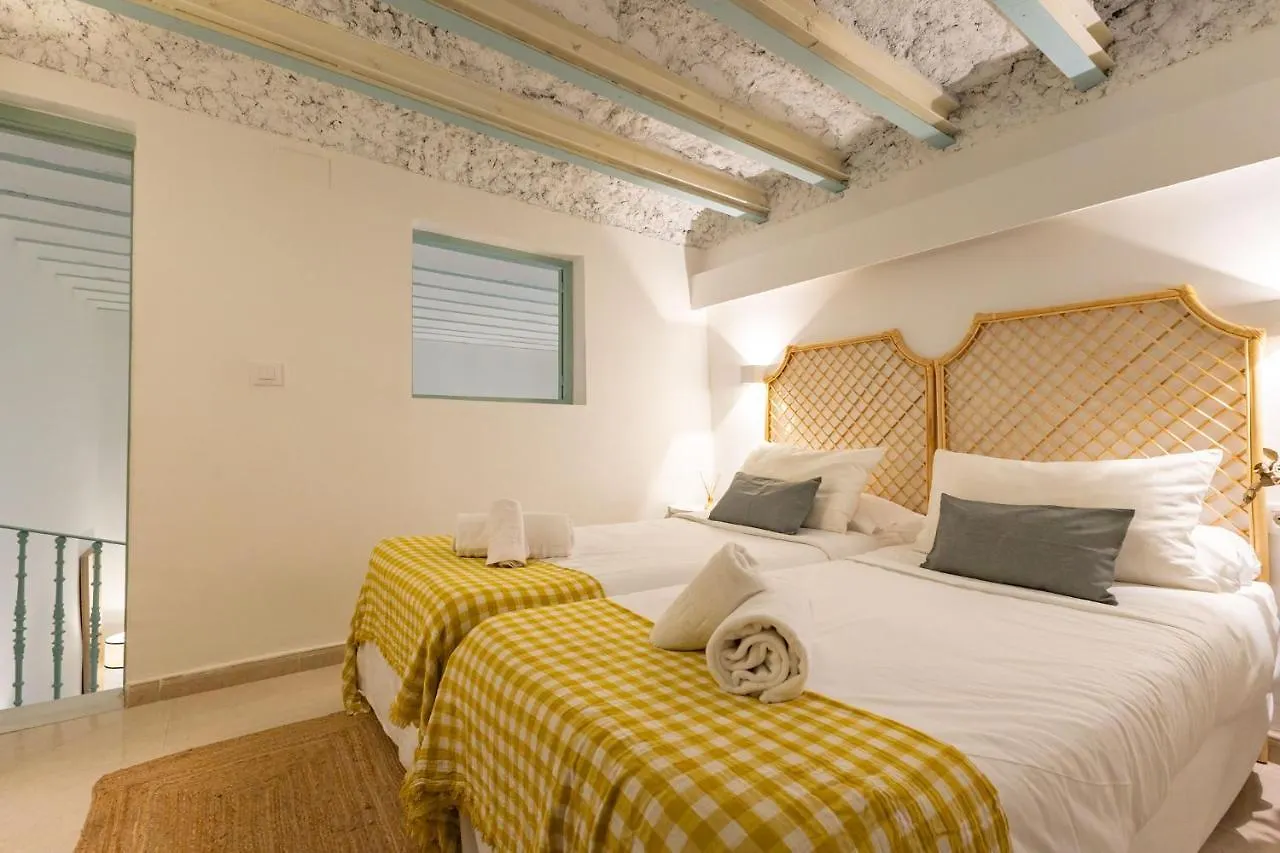Ohliving Salvador Square Apartment Seville