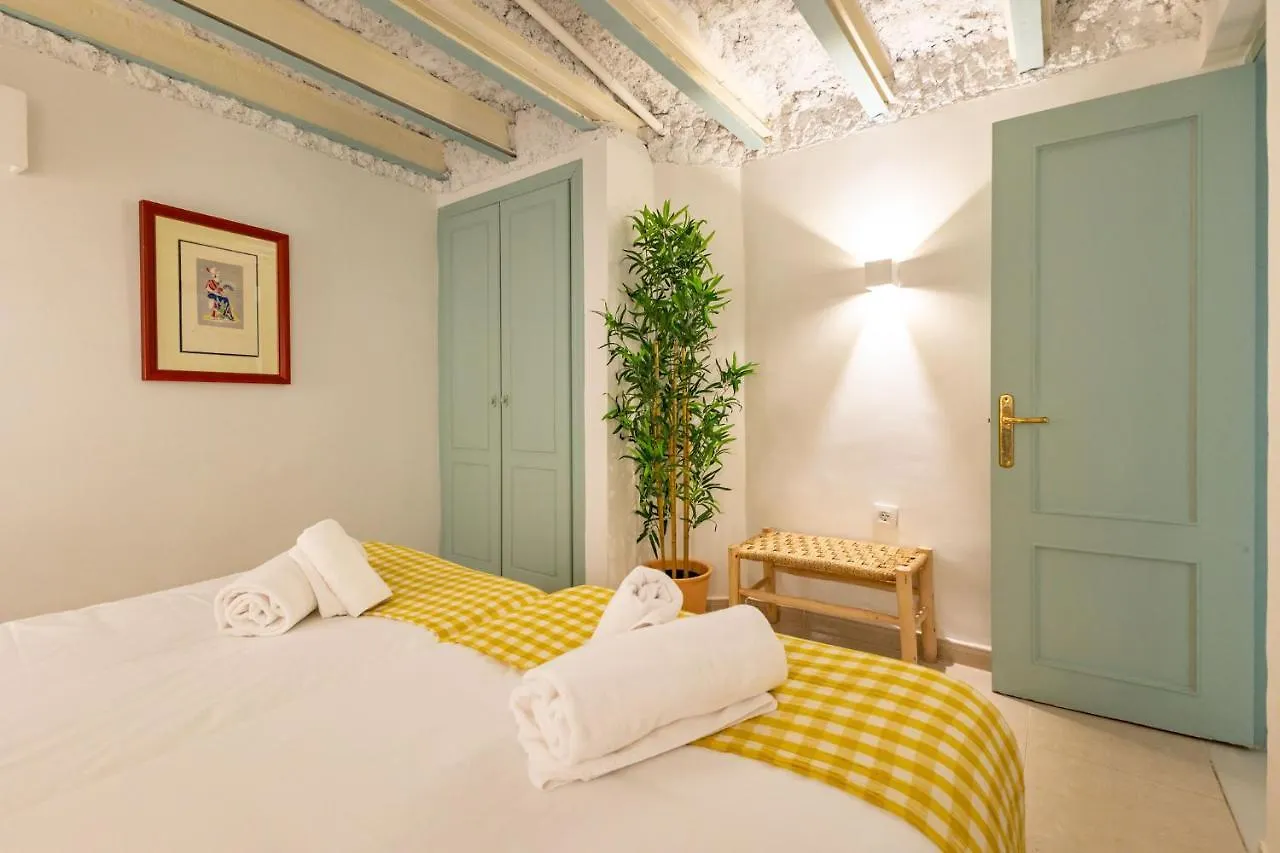 Ohliving Salvador Square Apartment Seville Spain